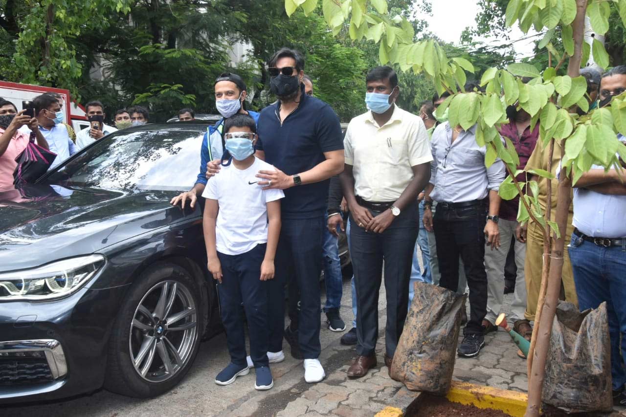 Ajay Devgn and his son Yug were spotted Saturday planting trees in the city Saturday, as part of the Mega Vriksha Campaign of Campaign Brihanmumbai Municipal Corporation (BMC). Actor Vatsal Sheth and filmmaker Anusha Srinivasan Iyer were also part of the campaign, among others.