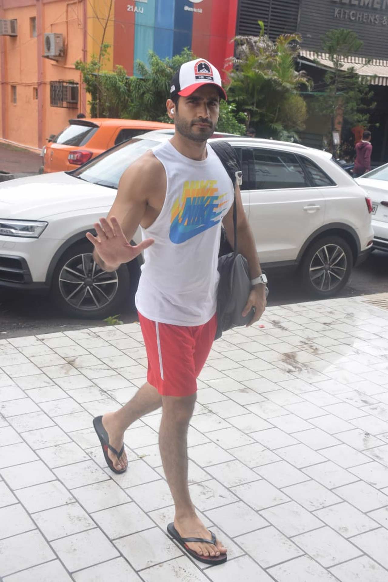 Karan Tacker stepped out to hit the gym near his Andheri residence. On the professional front, Karan was last seen in Special Ops, a web show. Karan Tacker stepped out to hit the gym near his Andheri residence. On the professional front, Karan was last seen in Special Ops, a web show.