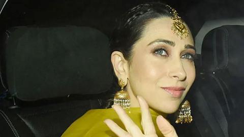 Karishma Kapoor Hard Fucking Porn Image - Birthday Special: The charming aura of Karisma Kapoor, the contagiousness  of her songs