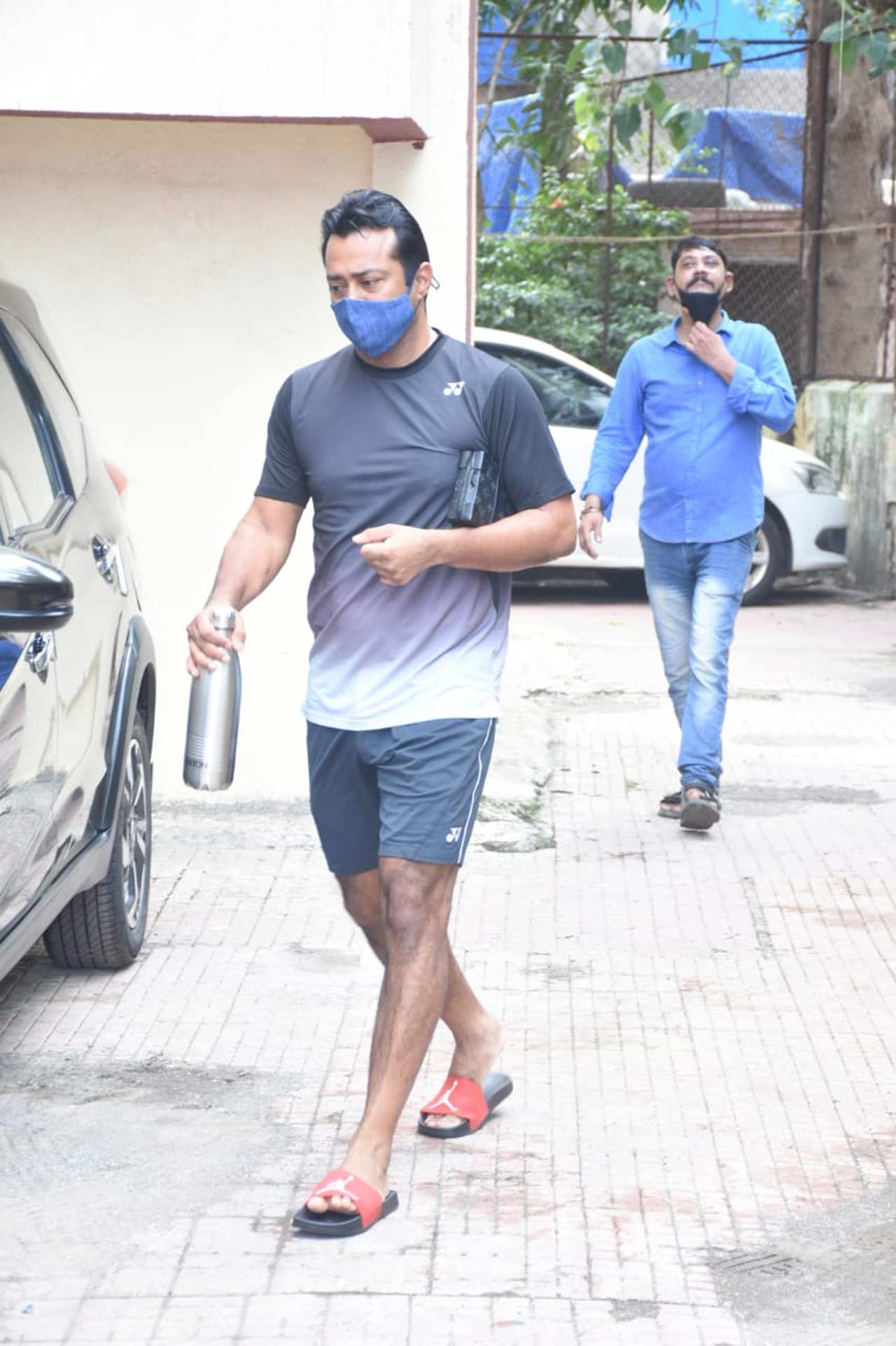 Popular sports person Leander Paes was also clicked at the same gym in Mumbai.