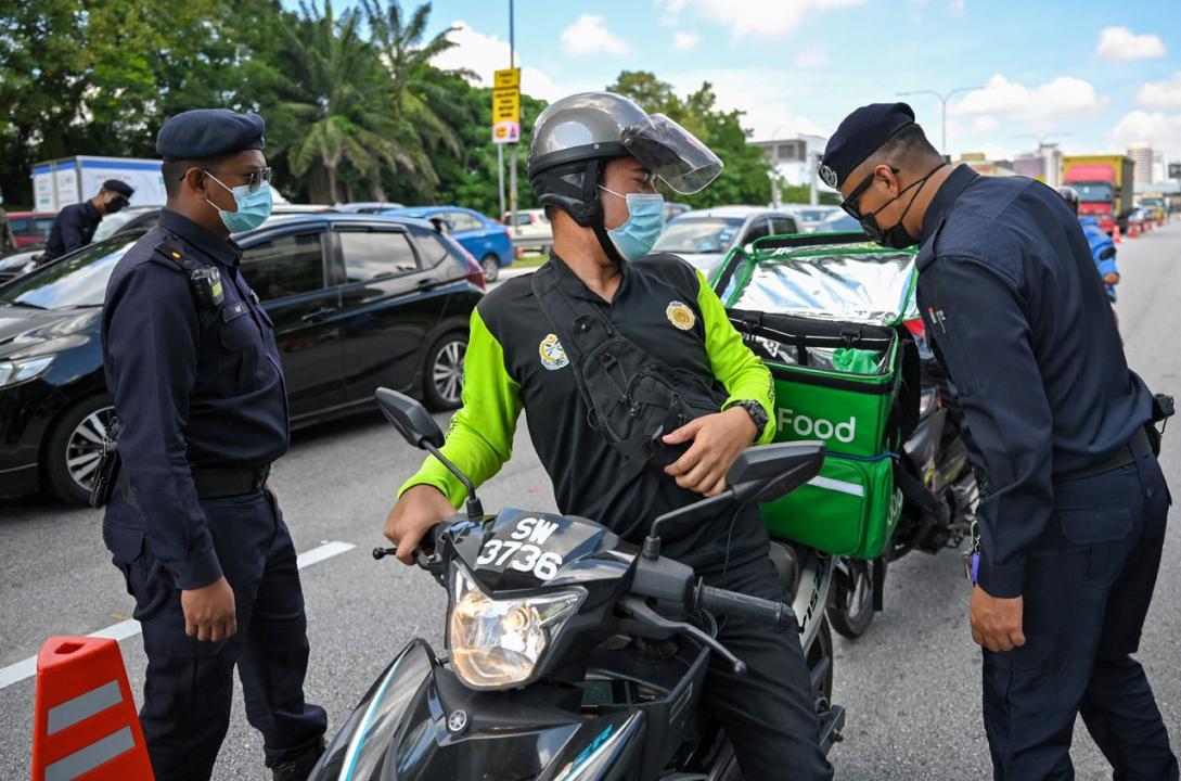 Latest Local National And International News Headlines