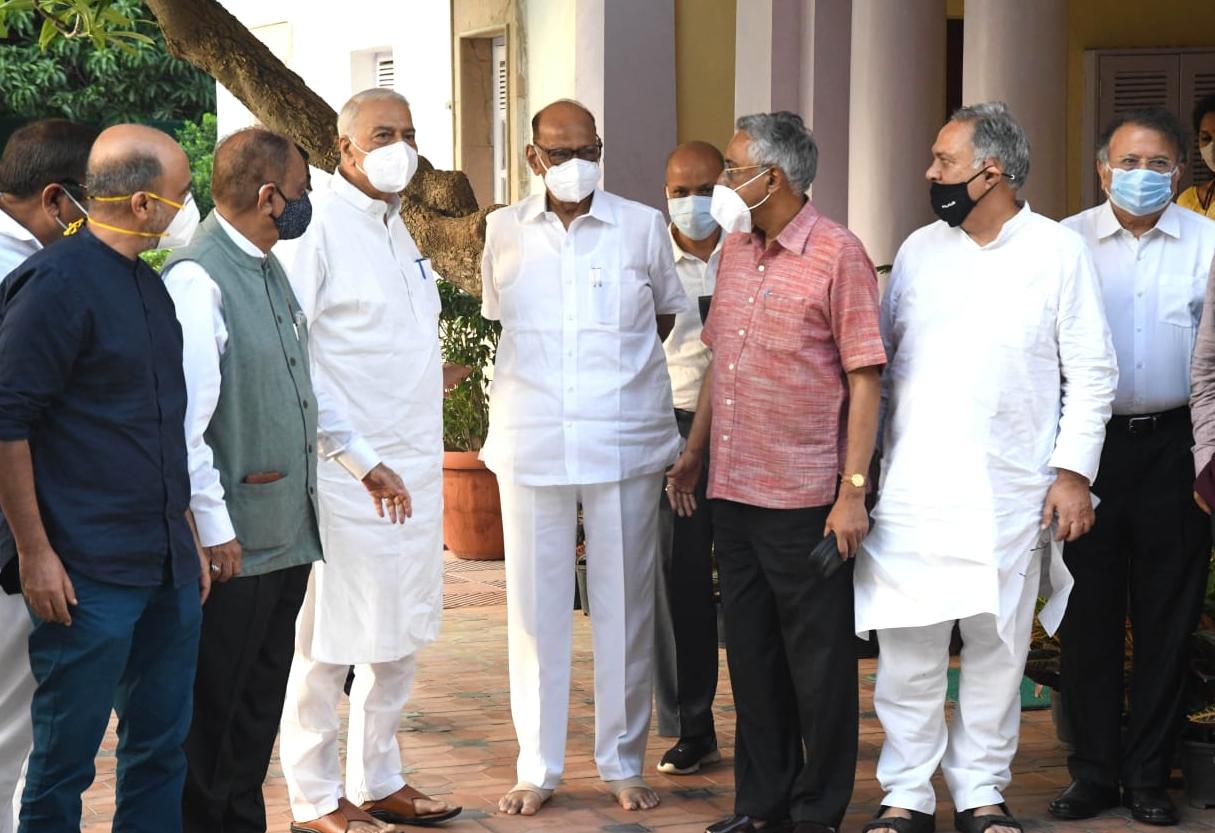 Leader of the Communist Party of India-Marxist (CPI-M) Nilotpal Basu, who attended the meeting, said it was not a political meeting but an interaction among like-minded people.