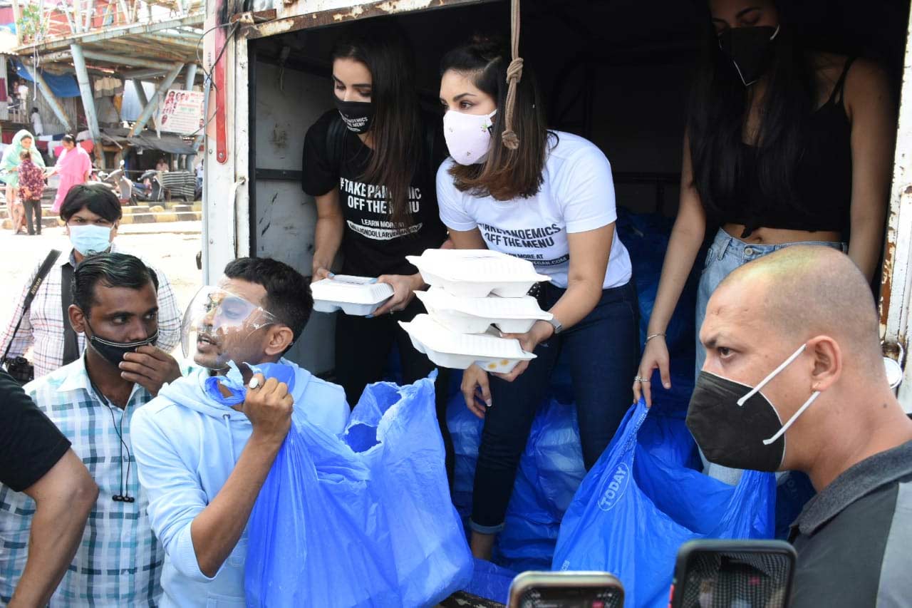 Sharing some snaps on social media, Sunny Leone also wrote a heartfelt caption which read, 