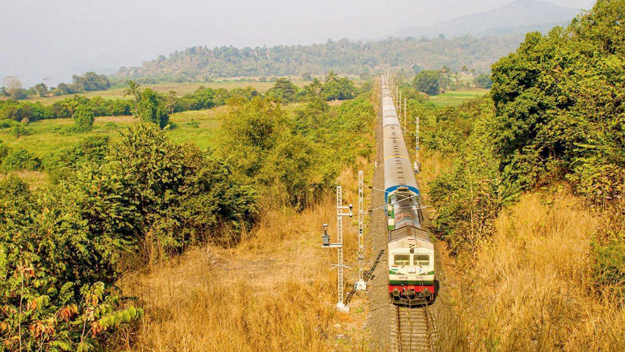 Maharashtra: 140-km railway stretch sees rise in suicides; 17 cases in 5 months