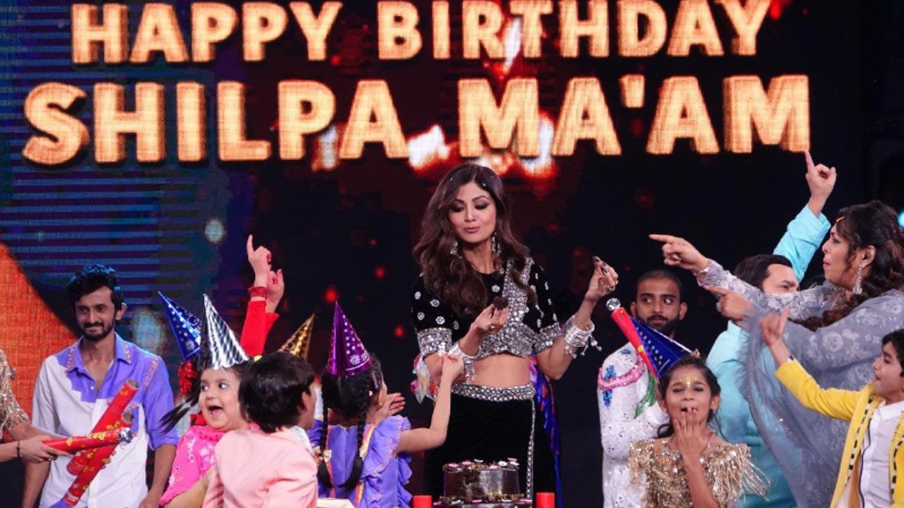 Shilpa Shetty Kundra gets a birthday surprise on the sets of 'Super Dancer - Chapter 4'