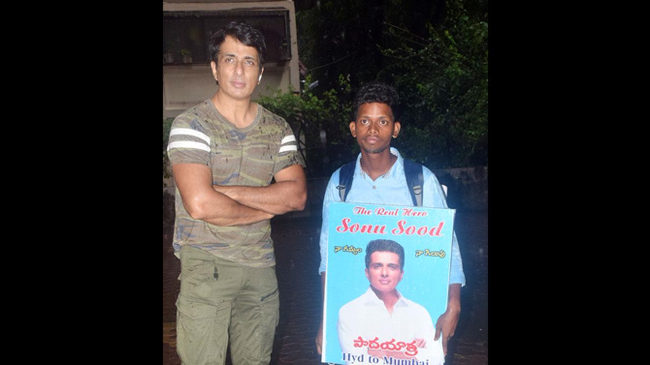 Inside Photos: Sonu Sood meets a fan who travelled 700 km to meet him