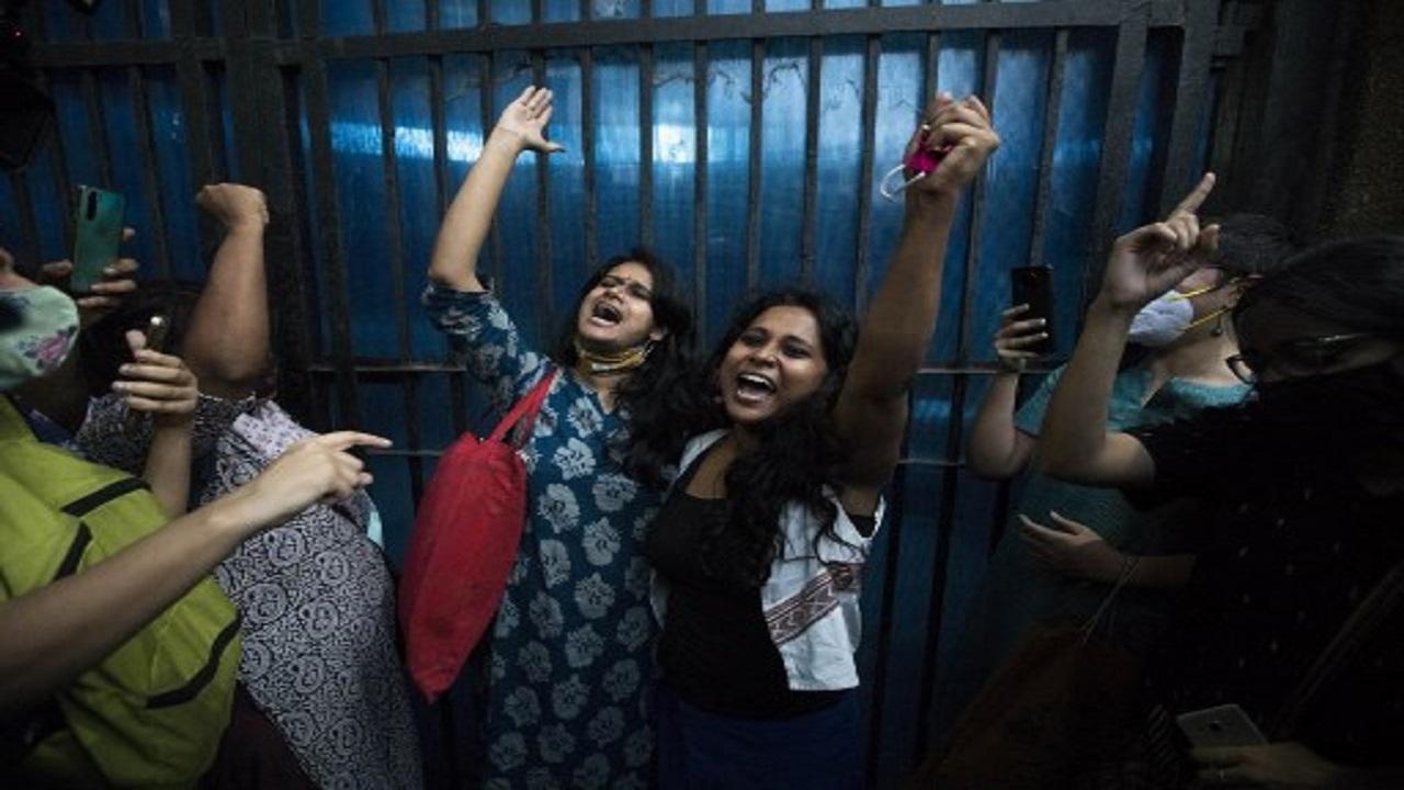 Reading down anti-terror law may have pan-India ramifications: SC; notice to 3 activists given bail by HC