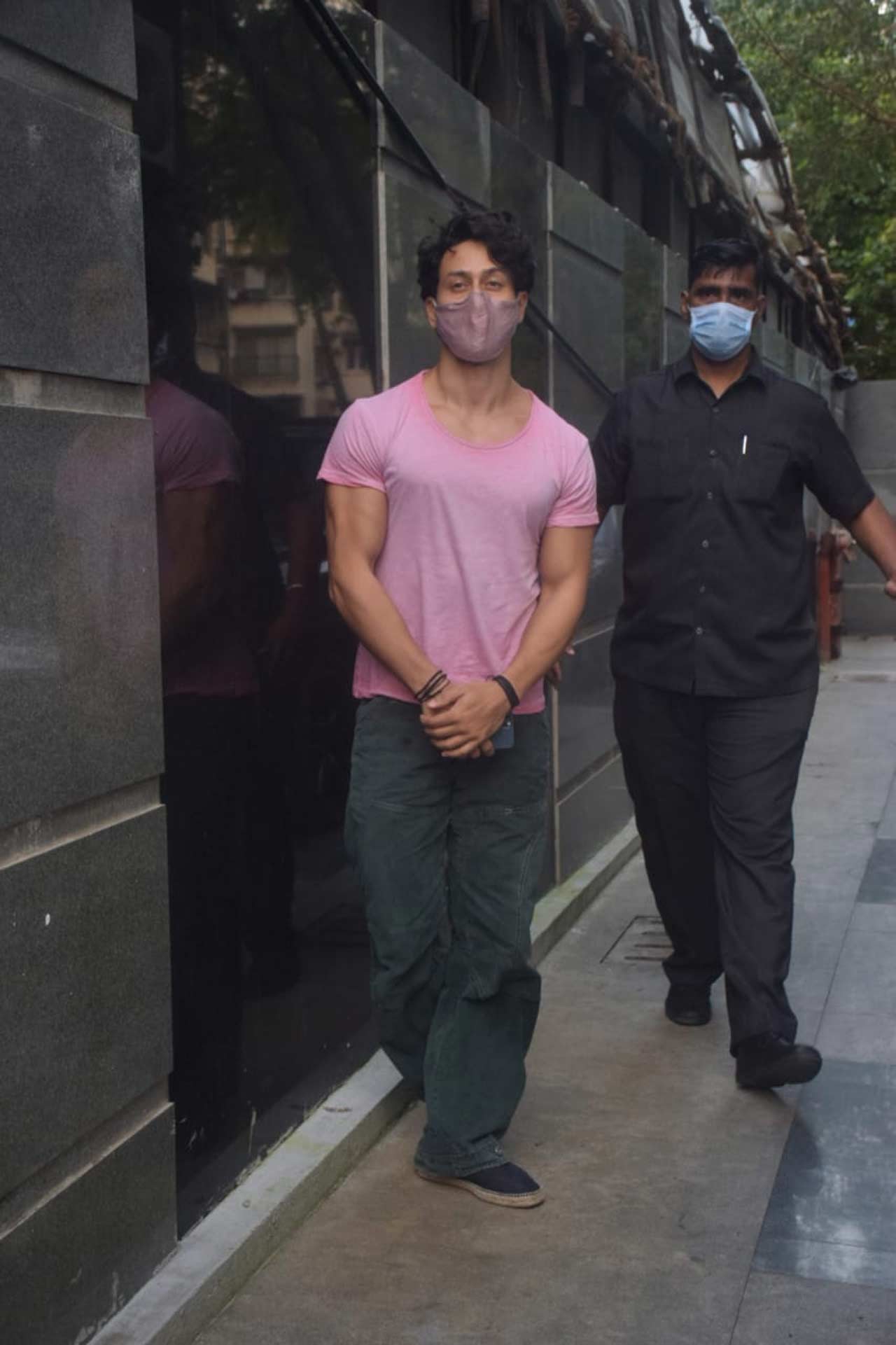 Tiger Shroff posed for the paparazzi when snapped at the Pooja office in Mumbai. On the work front, Tiger has completed the first schedule shooting for the sequel of his 2014 debut movie 'Heropanti'. 'Heropanti 2' is slated for release on December 3 this year. 