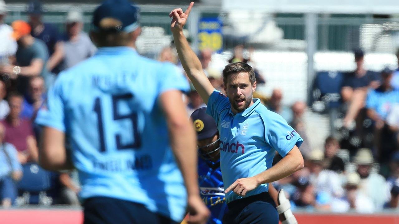 Chris Woakes, Joe Root star for England in first ODI win over Sri Lanka