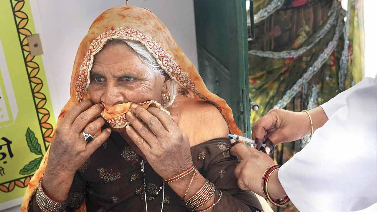 Surge in COVID-19 cases in eight states: Government