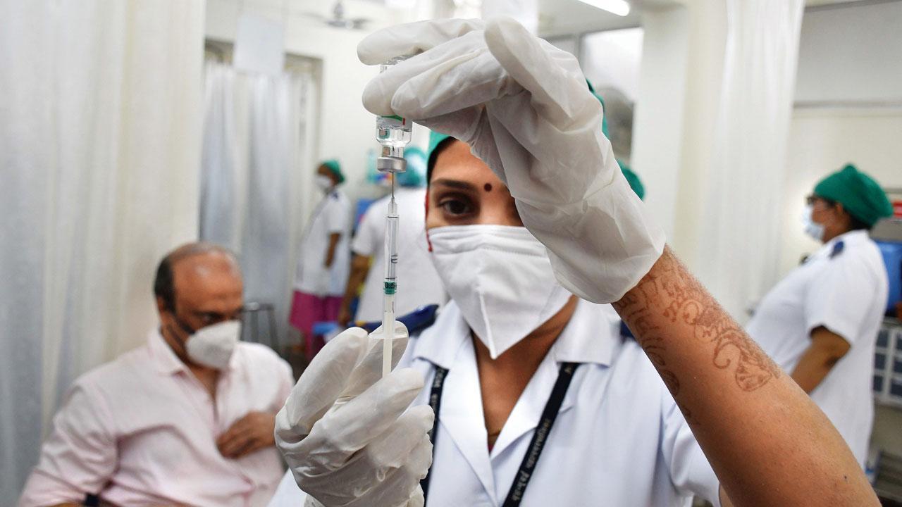 It's Centre vs state in Rajasthan over COVID-19 vaccine supply