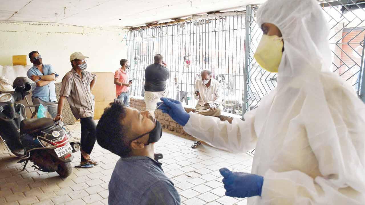 Mumbai: BMC starts COVID-19 tests in public places, sets target of 47,000 daily