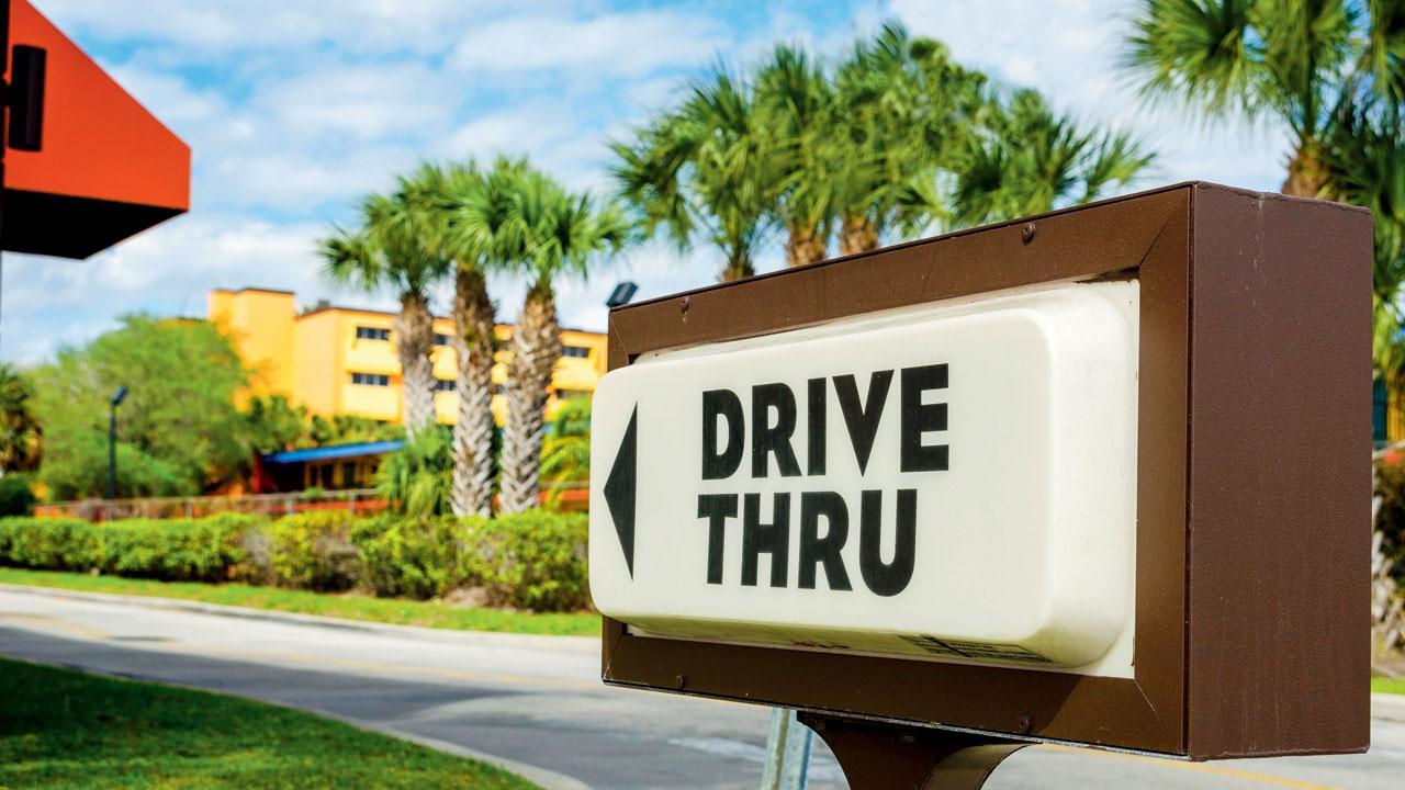 Dine-in your car safely with these drive-through experiences in Mumbai