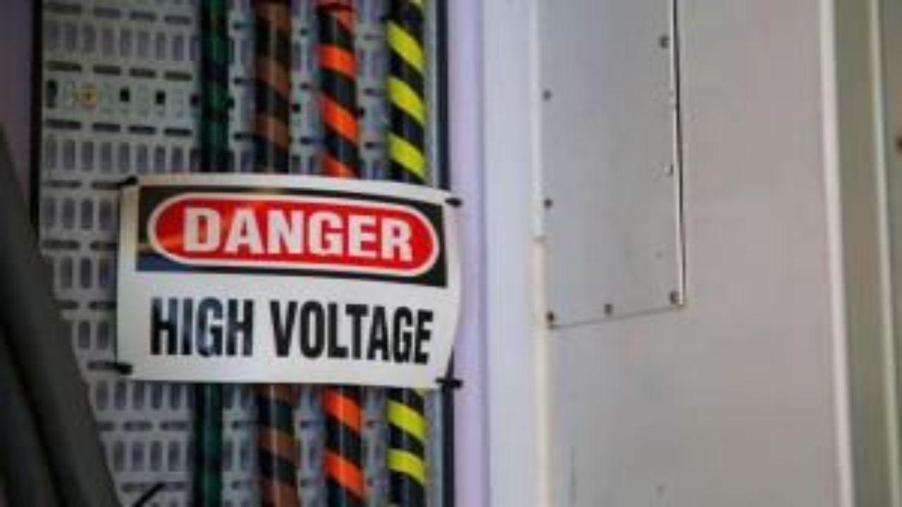 Woman, son electrocuted as high-tension wire falls on houses in Uttar Pradesh