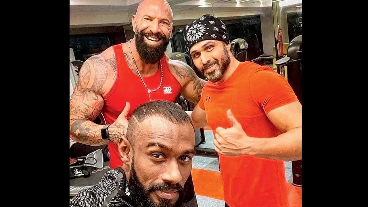 The villain prepares! Emraan Hashmi beefs up for his negative role in Tiger 3