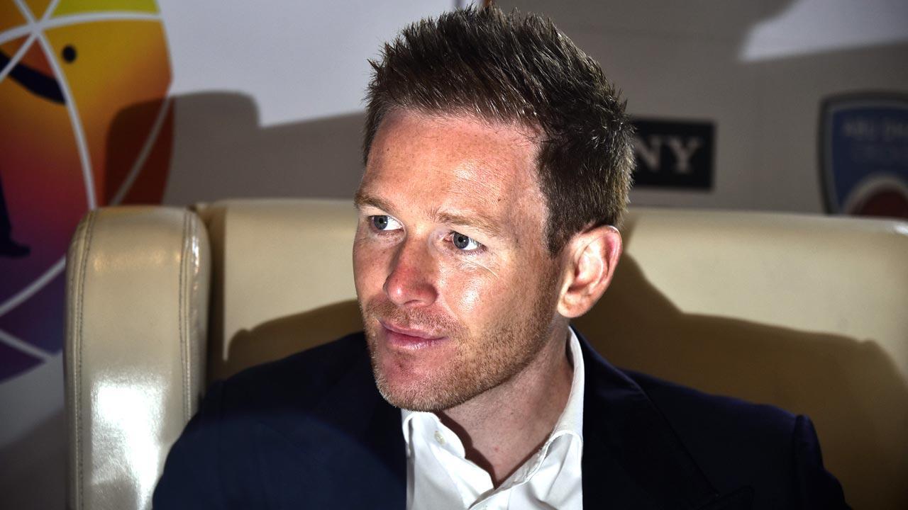 IPL 2021: Skipper Eoin Morgan, Prasidh Krishna, Shubman Gill join KKR camp in Mumbai