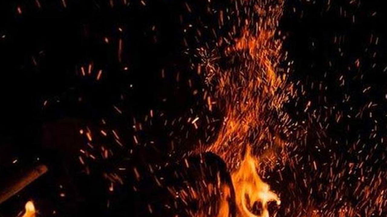 Maharashtra: Fire at Shivaji Market in Pune, 25 shops gutted