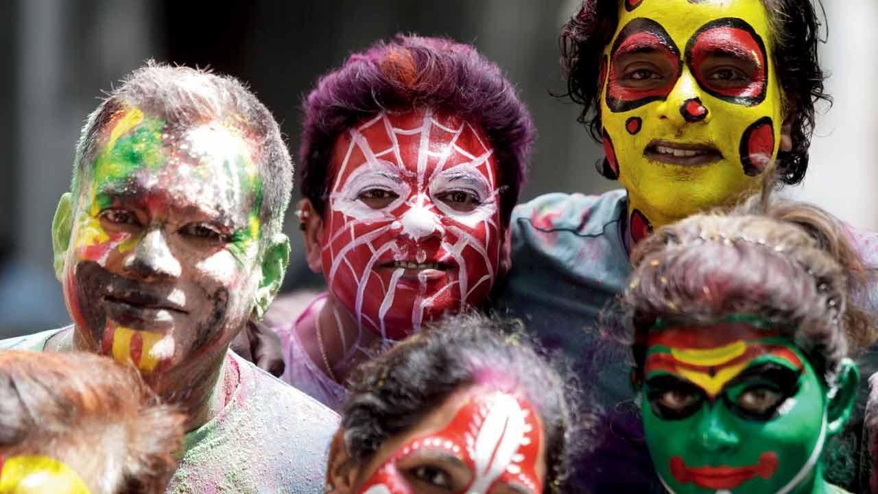 Centre asks states, UTs to regulate crowd during upcoming festivals