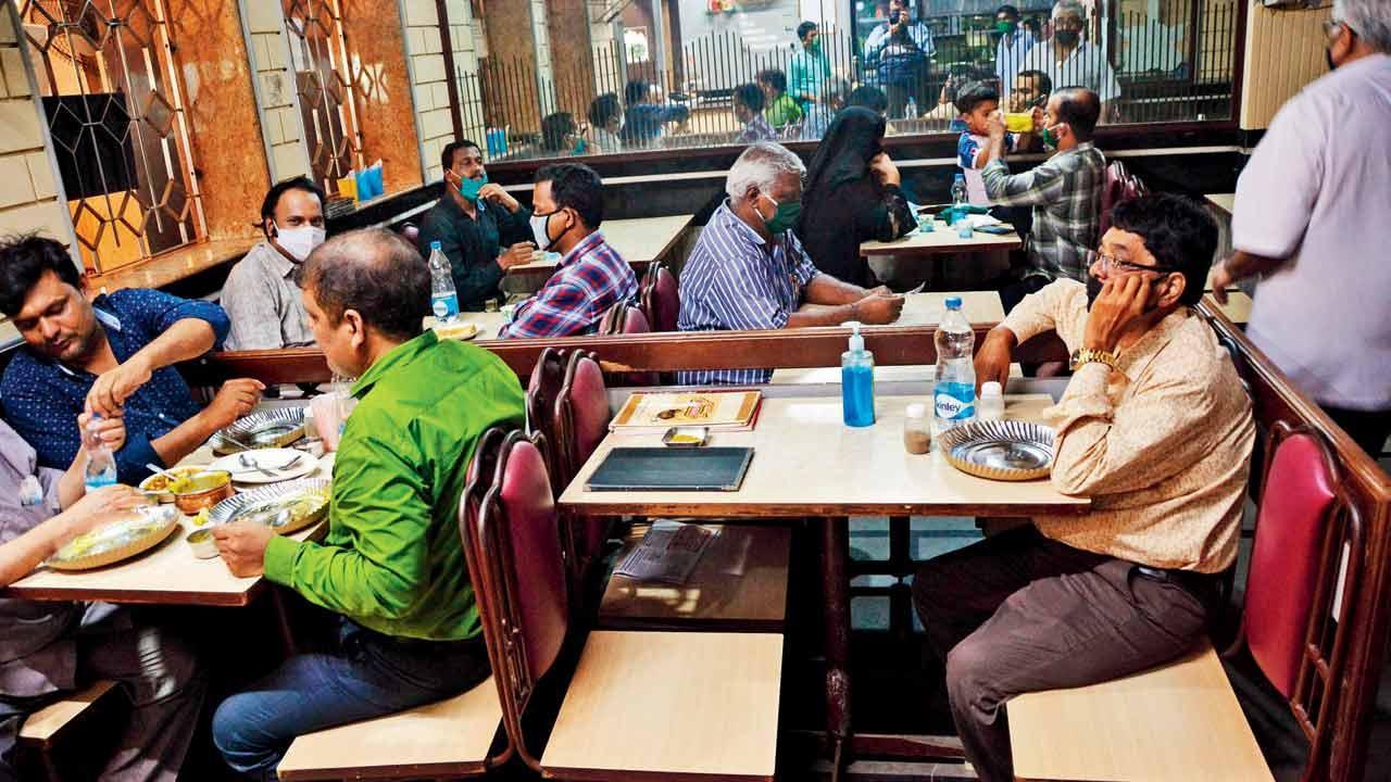 Sachin Waze Case: NIA summons bar owners, grills for hours