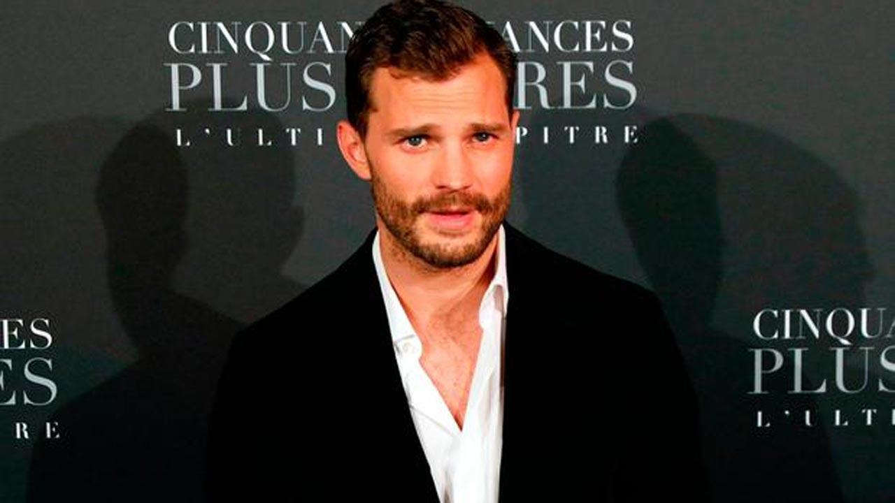 Jamie Dornan's father dies of COVID-19