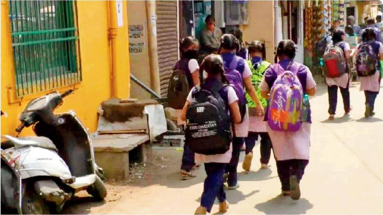 COVID-19 pandemic sees 10,000 students drop out of BMC schools in Mumbai: Survey