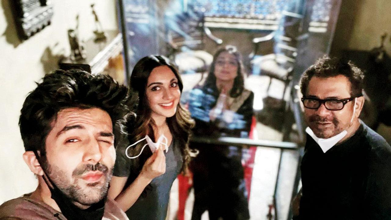 Bhool Bhulaiyaa 2 director Anees Bazmee: So far, all cast, crew members are negative