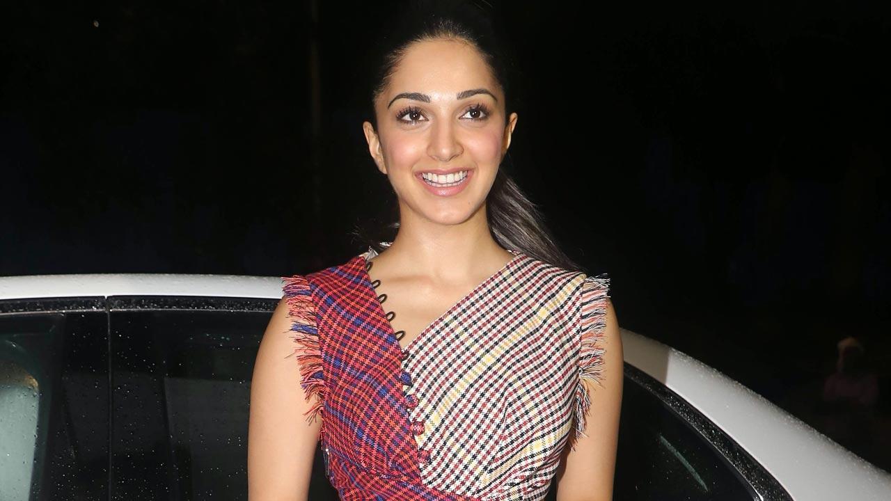 Kiara Advani stuns in 'post pack-up' monochromatic picture
