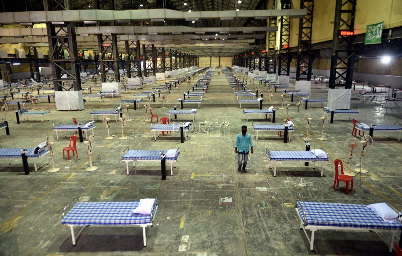 BMC converted NESCO Exhibition Centre into a quarantine facility during the third nation-wide lockdown in Goregaon, Mumbai on May 17, 2020. PIC/SATEJ SHINDE