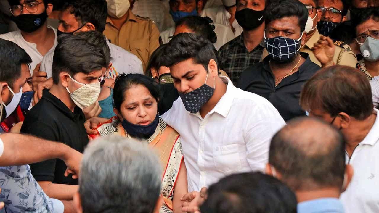 Home Ministry hands over Mansukh Hiran death case to NIA
