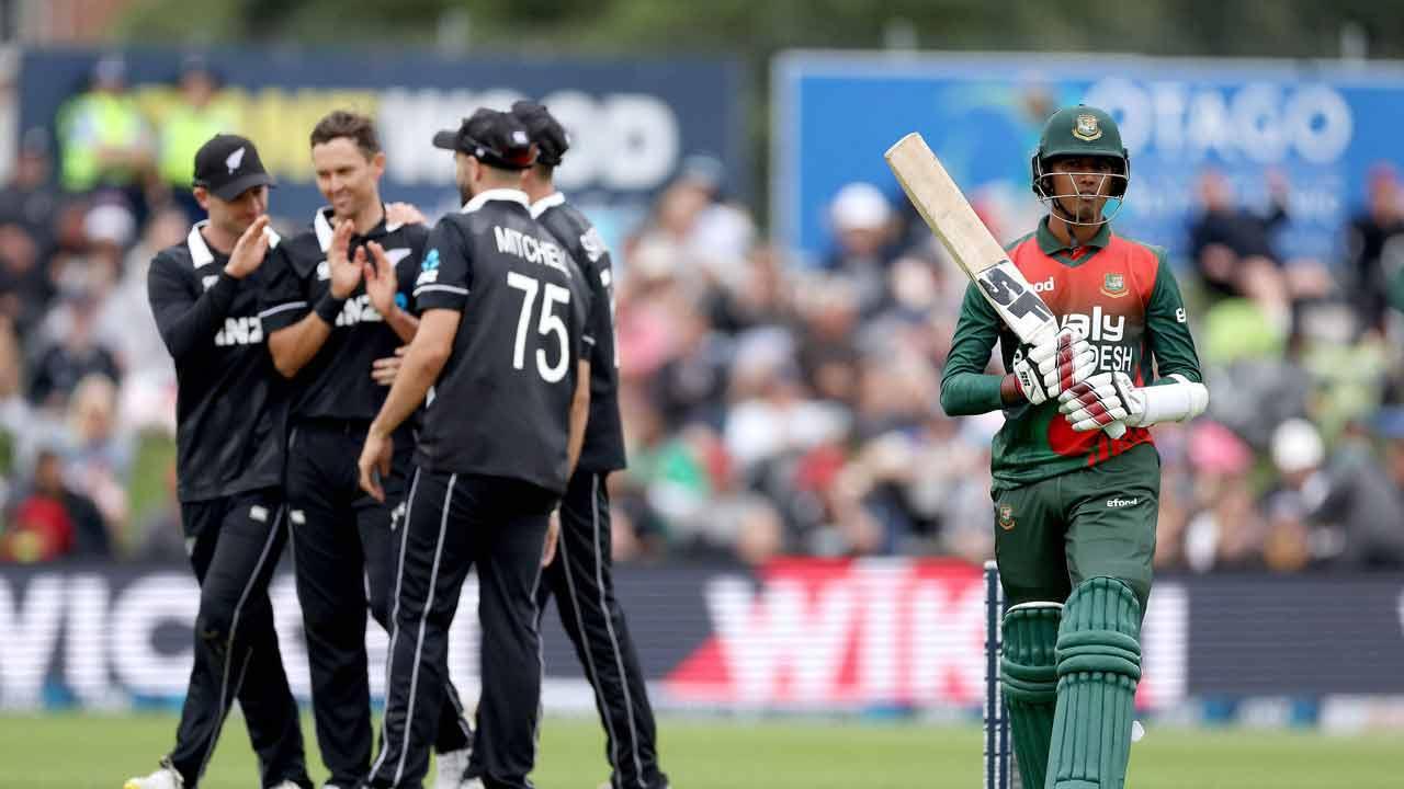 New Zealand beats Bangladesh by 8 wickets in 1st ODI
