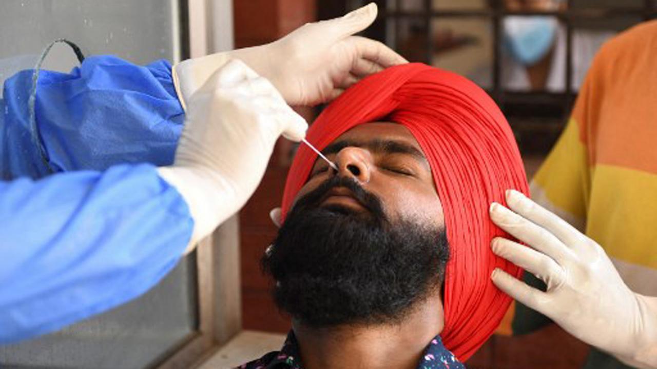 Punjab CM Amarinder Singh extends COVID-19 curbs till April 10