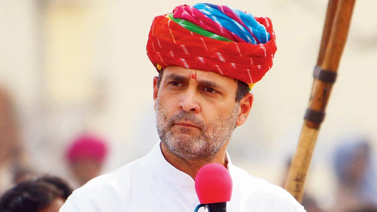 Gandhi tweets while Congress sinks