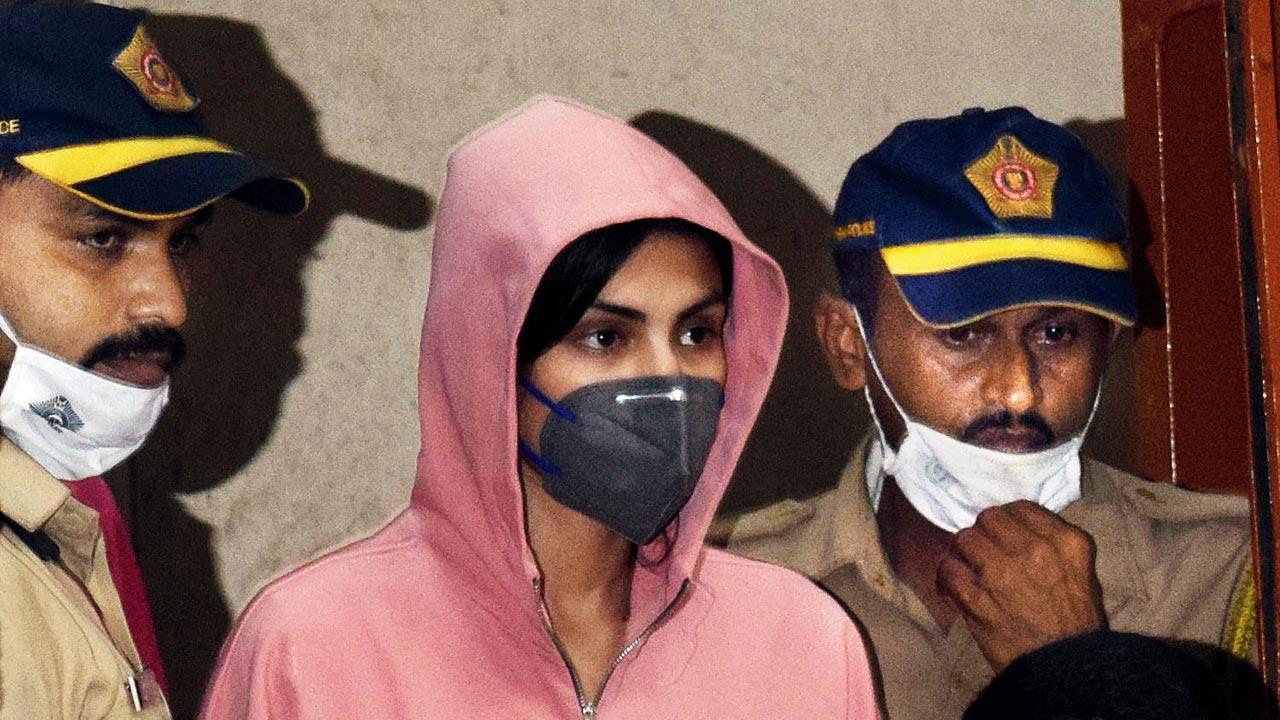 NCB moves SC against Bombay HC order granting bail to actress Rhea Chakraborty in drugs case