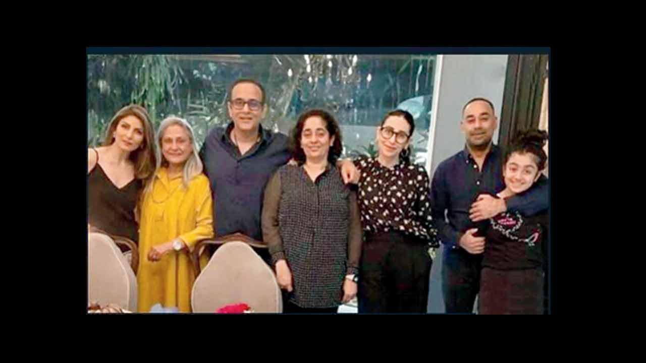 Karisma Kapoor, Riddhima Kapoor, Jaya Bachchan celebrate Nikhil Nanda's birthday; actress shares video