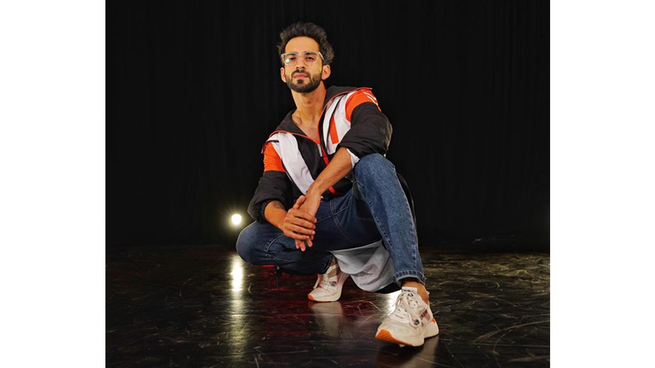 Choreographer Sahaj Singh Chahal is set to prove his prowess as an actor