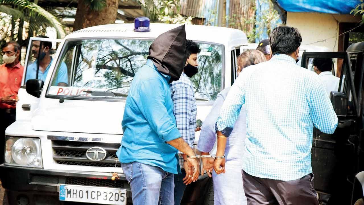 Mansukh Hiran death case: ATS takes accused to crime spot, detains man in Gujarat