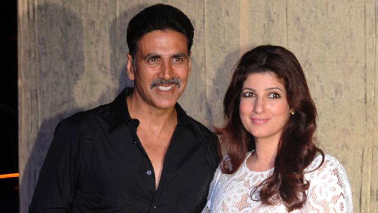 Photo inside: Akshay Kumar enjoys 'beach time' with wife Twinkle Khanna