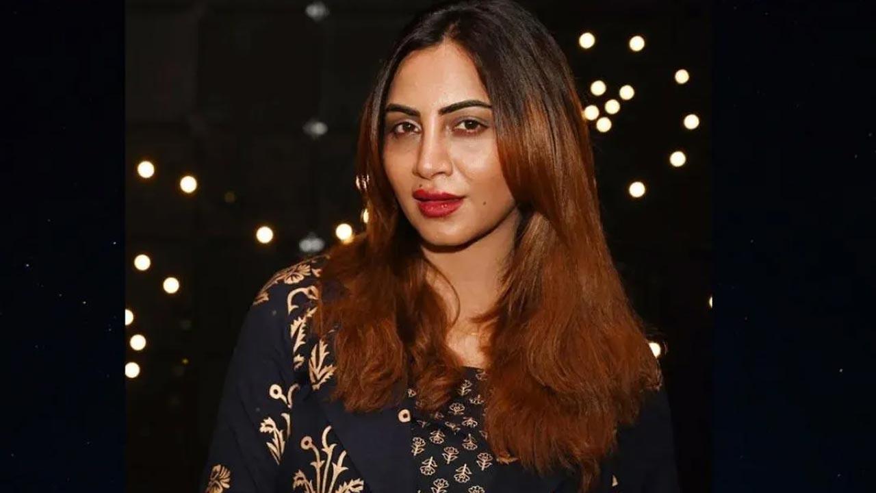 Arshi Khan buys a flat in Mumbai