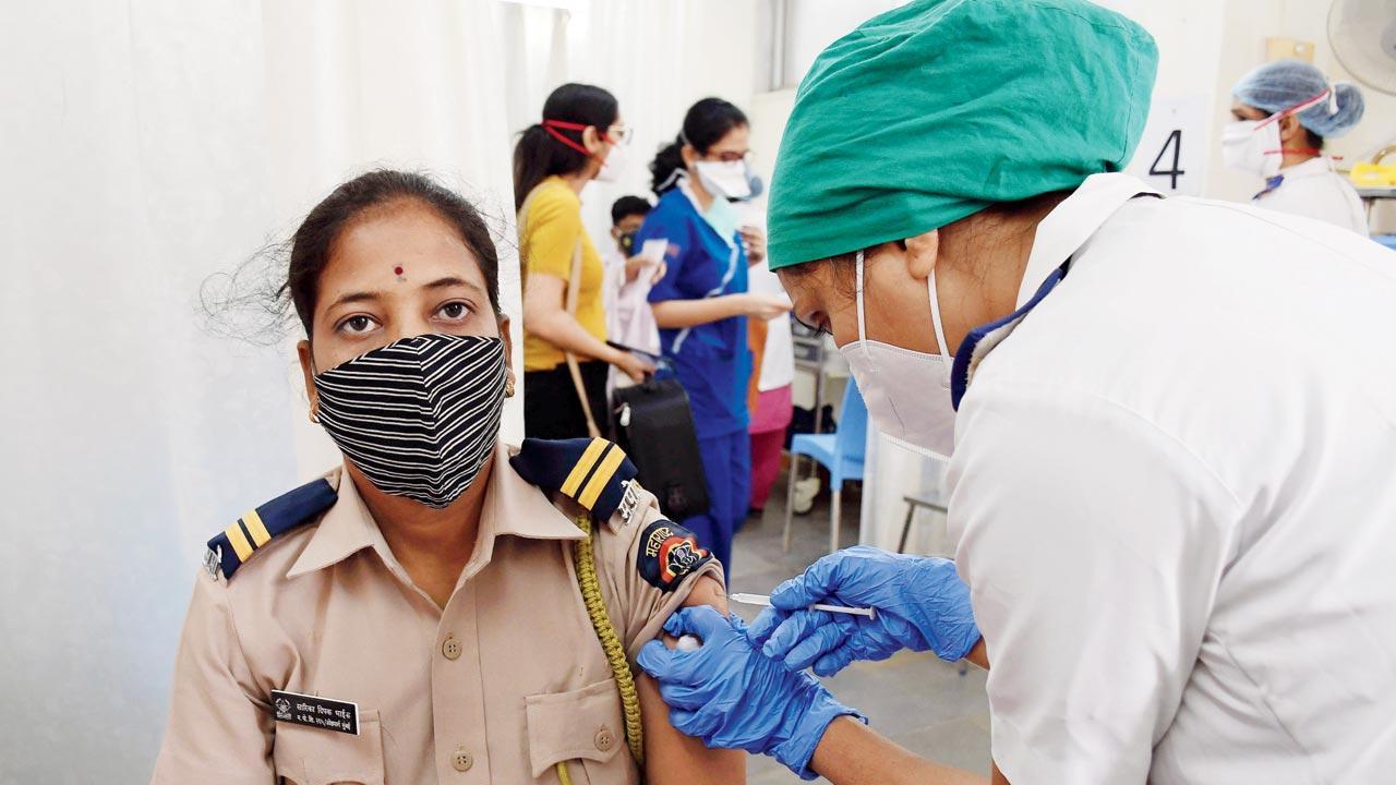 Mumbai: Mandatory to undergo antigen-tests or carry negative report for those visiting malls, shopping centres
