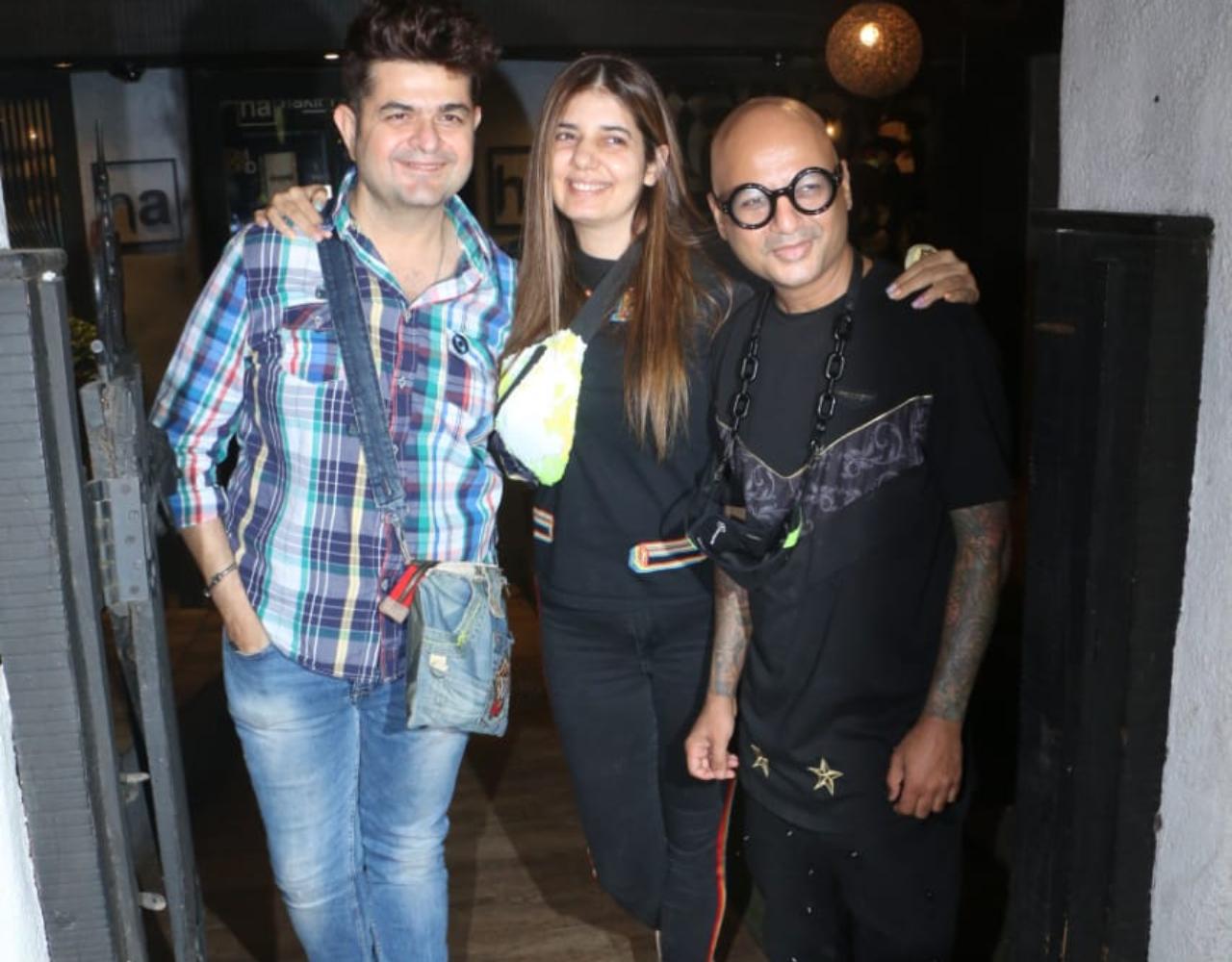 Ace photographers Dabboo Ratnani was also clicked in Bandra