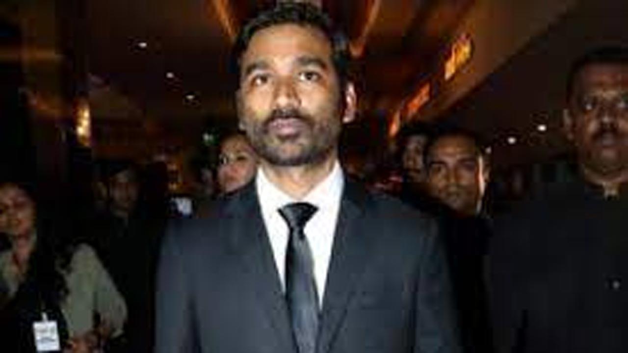 Dhanush wraps up Aanand L Rai's Atrangi Re; shares a picture from the sets