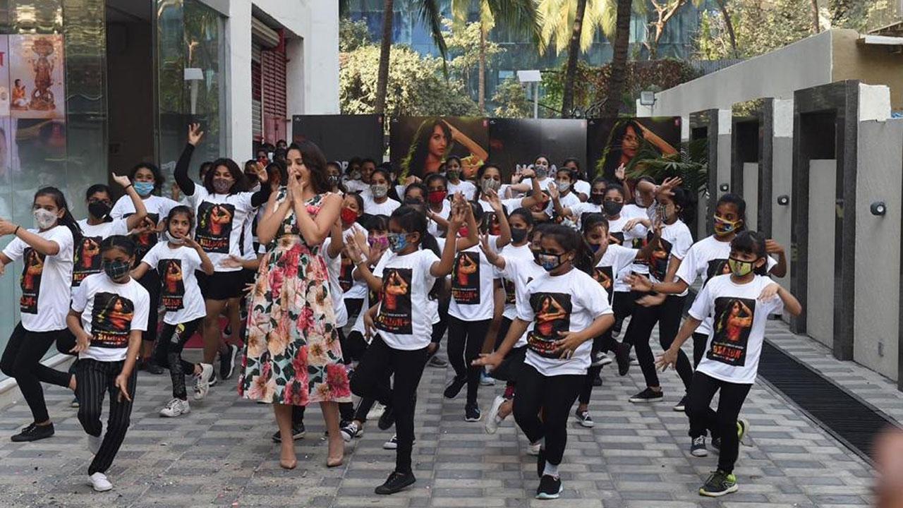 Nora Fatehi is the first African-Arab female artiste to hit 1 billion mark with 'Dilbar'