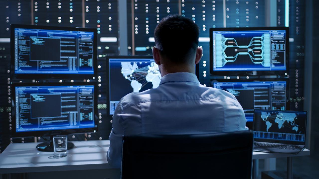 Hackers can get access to your SMSes for just Rs 1,160