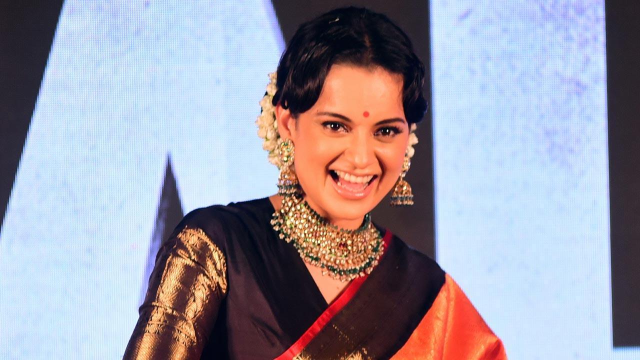 Kangana Ranaut shares BTS picture from 'Tejas' sets