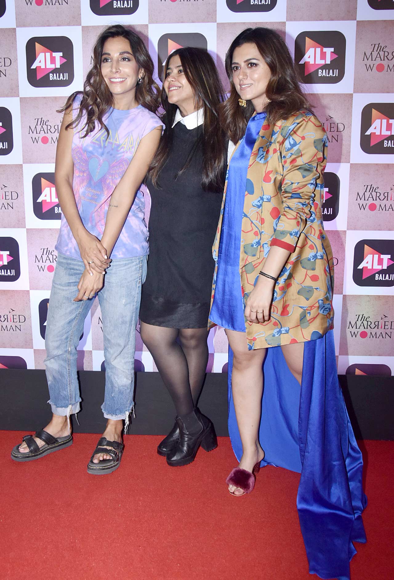 The makers of The Married Woman hosted a special screening for the entire cast of the digital show. For the uninitiated, producer Ekta Kapoor, who is all set to release new web series, says she waited to make the intense drama show on a digital platform because it wouldn't be possible to do justice to its content on television or film. All pictures/Yogen Shah
In picture: Ekta Kapoor posed with the cast of the show - Monica Dogra and Ridhi Dogra.