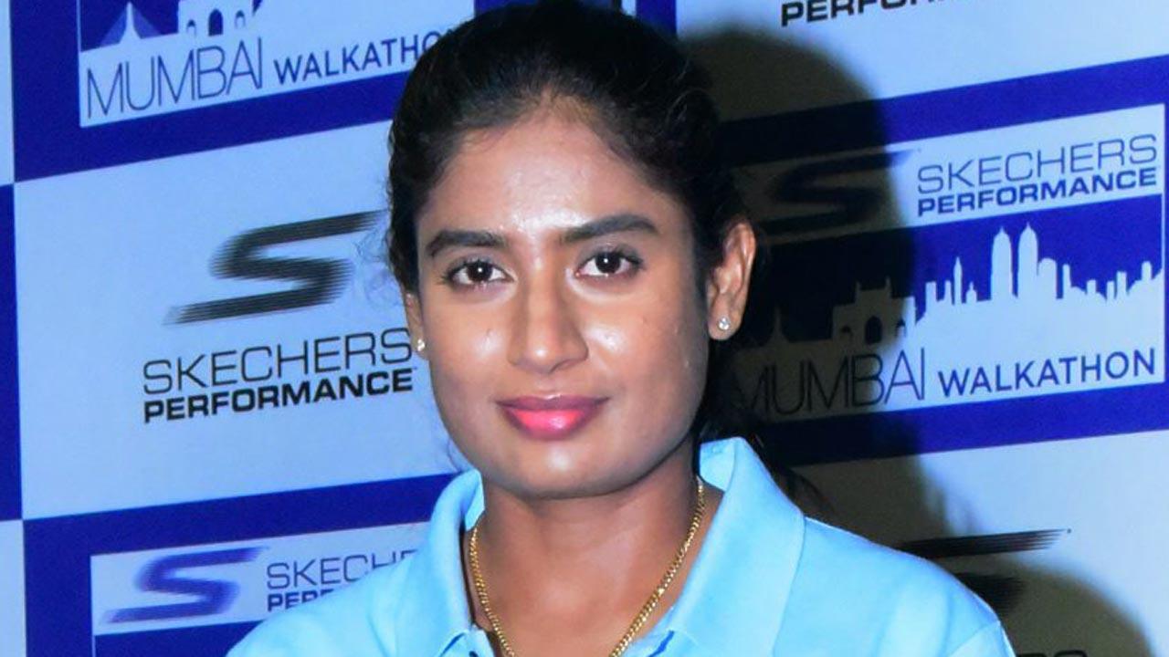 India, South Africa eves look to gain momentum in third ODI