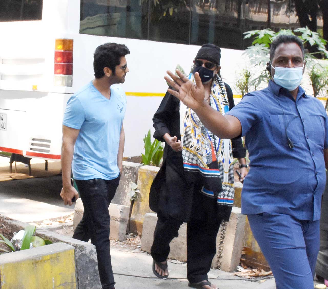 Mithun Chakraborty and Arjan Bajwa were also snapped with the actress on the shoot location in Bandra, Mumbai.