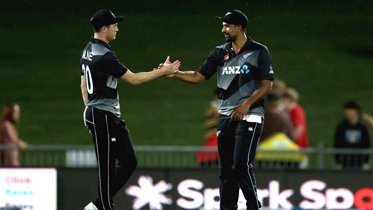 New Zealand down Bangladesh by 28 runs to seal T20I series 