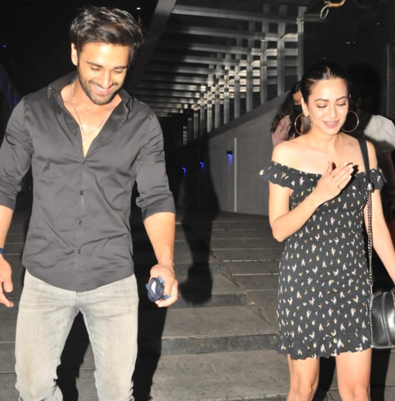 In a recent interview, Kriti spoke about her marriage plans with the actor and when asked about it, this is what she had to say, 