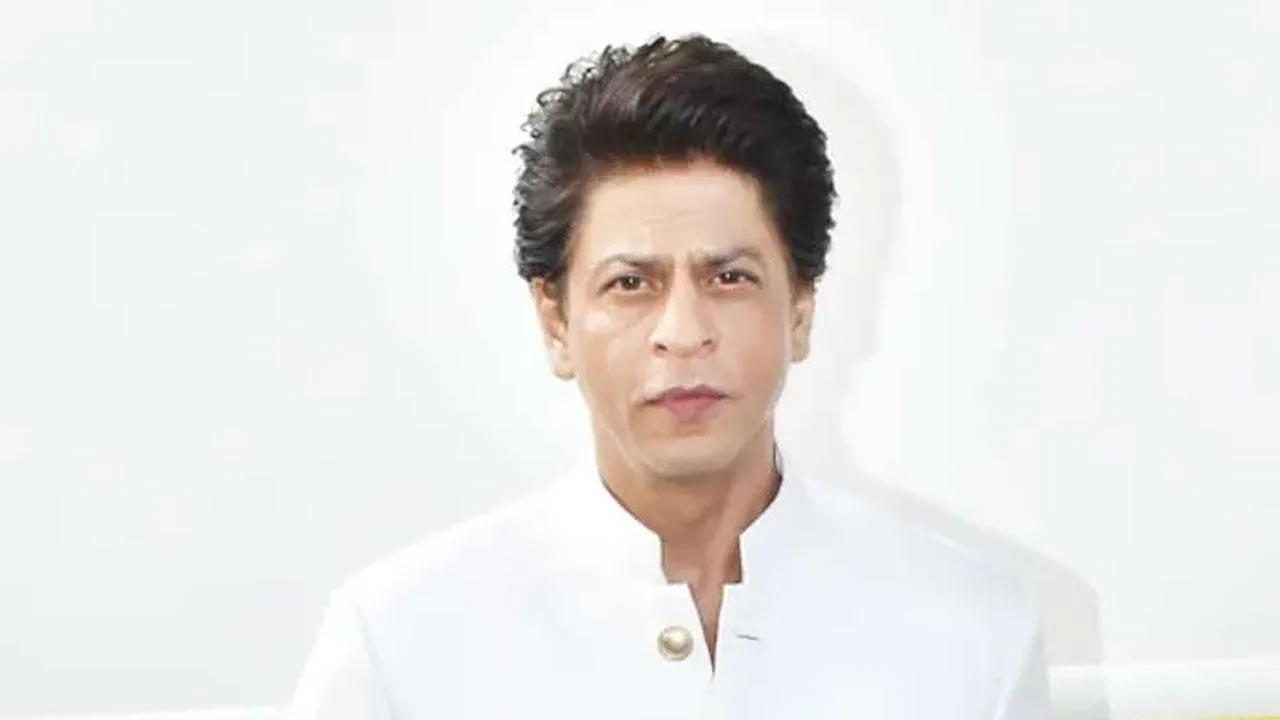 Shah Rukh Khan gets nostalgic after US Navy members sing Yeh Jo Des Hai Tera